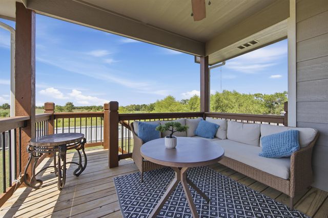 2741 N Bluestone Cir, Andover, KS 67002