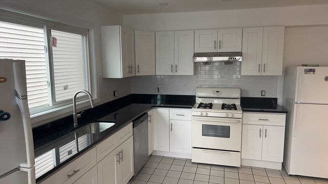 22 Marcella 3, Cambridge, MA 02141