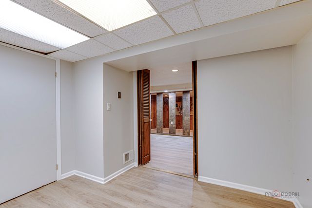 838 Inverrary Lane 838, Deerfield, IL 60015
