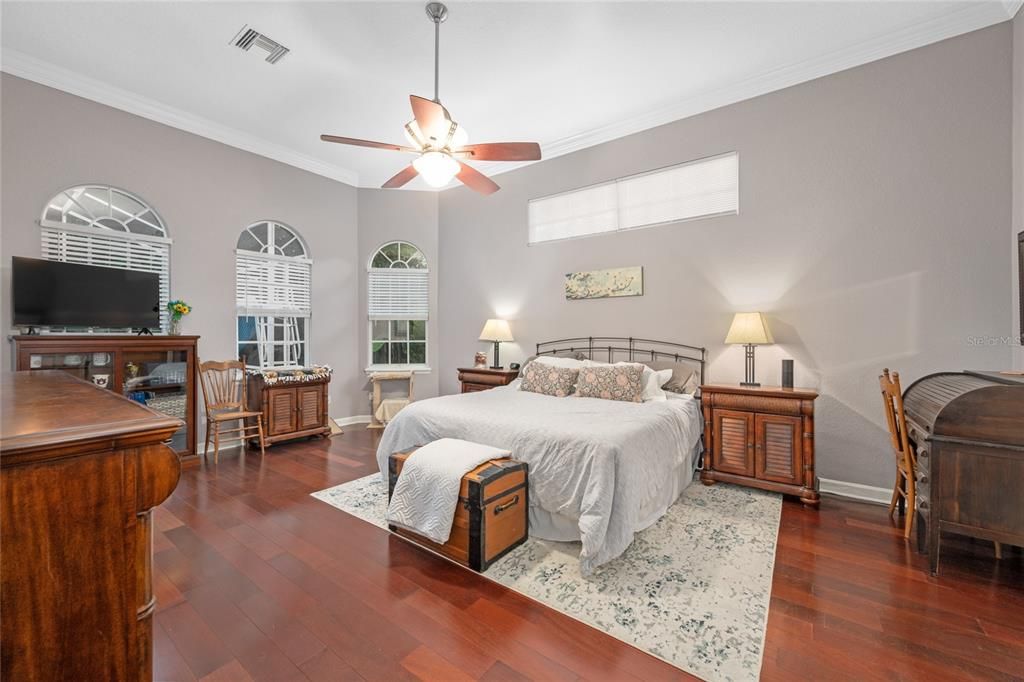 Image 8 of property listing at 5212 TIMBERVIEW TERRACE, Orlando, FL 32819