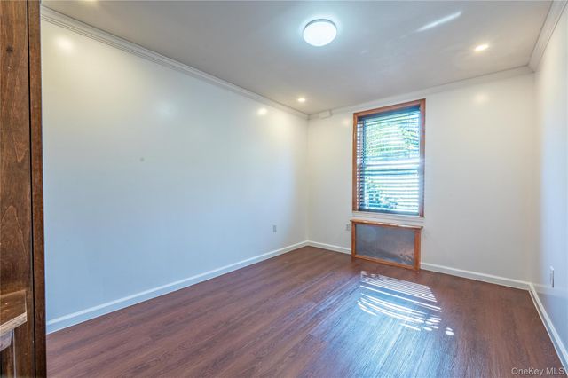 1318 Mace Avenue, Bronx, NY 10469