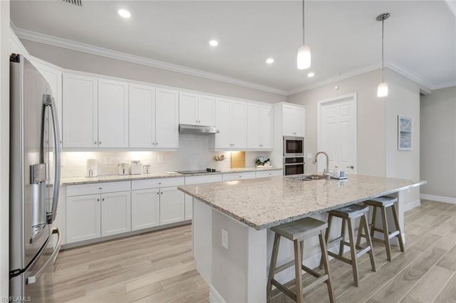 28029 Foxrock CT, Bonita Springs, FL 34135