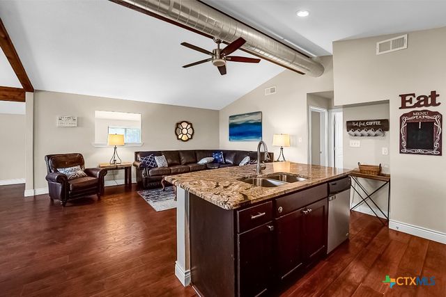 707 Park Shores, Canyon Lake, TX 78133