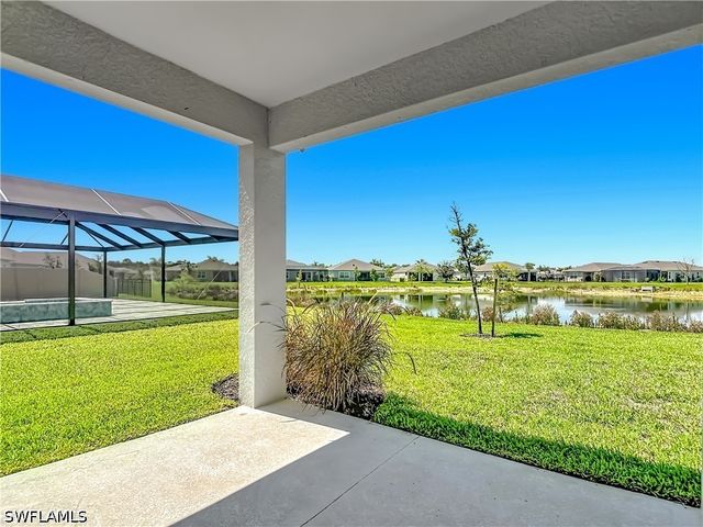 8792 Cascade Price CIR, North Fort Myers, FL 33917