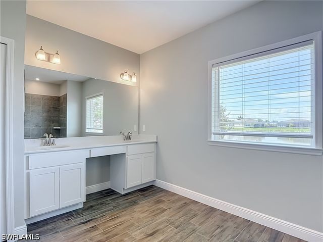 8792 Cascade Price CIR, North Fort Myers, FL 33917