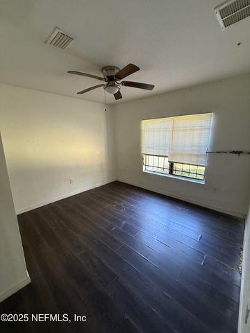 3906 BEVERLY Avenue, Jacksonville, FL 32208