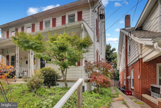 5 MONROE ST, Mohnton, PA 19540