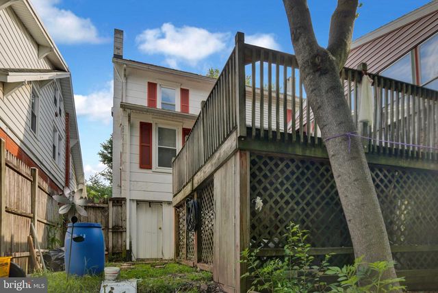 5 MONROE ST, Mohnton, PA 19540