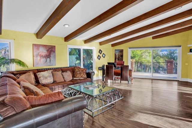 2440 Los Alisos, Fallbrook, CA 92028