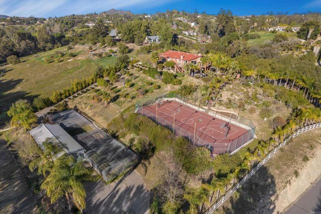 2440 Los Alisos, Fallbrook, CA 92028
