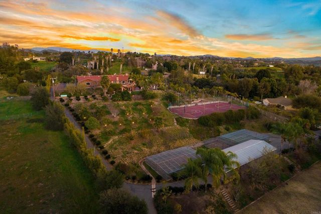 2440 Los Alisos, Fallbrook, CA 92028