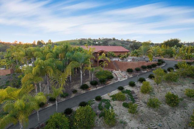 2440 Los Alisos, Fallbrook, CA 92028
