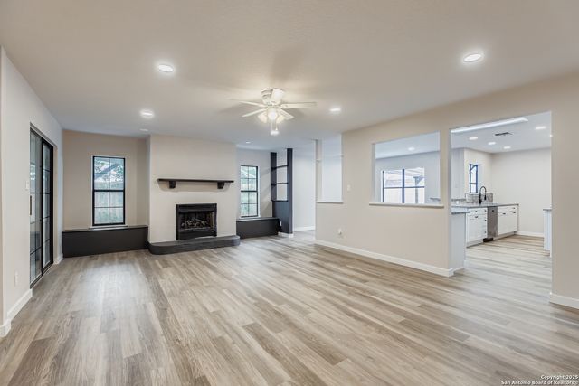 520 Marilyn, Schertz, TX 78154