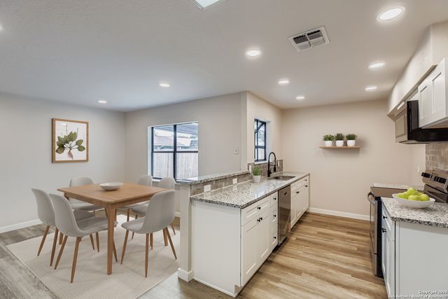 520 Marilyn, Schertz, TX 78154