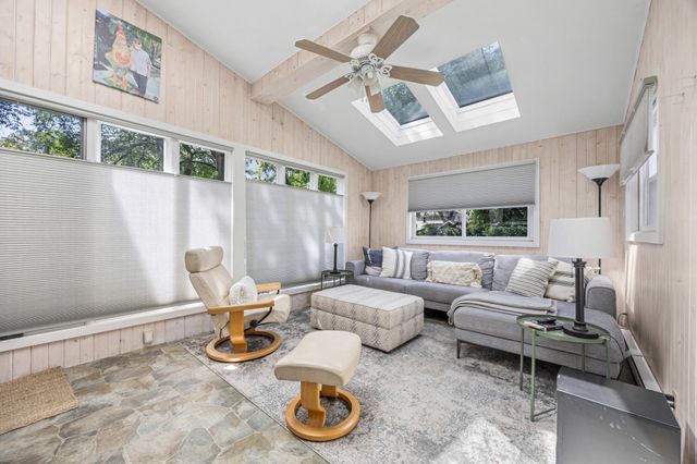 1120 Broadway N, Fargo, ND 58102