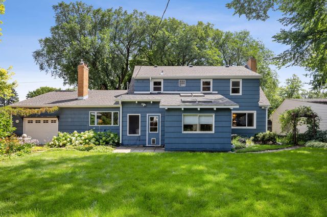 1120 Broadway N, Fargo, ND 58102