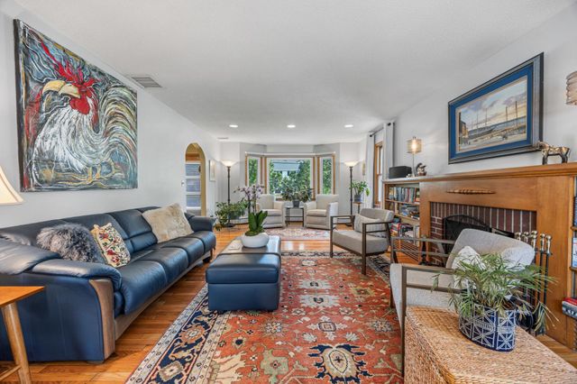 1120 Broadway N, Fargo, ND 58102