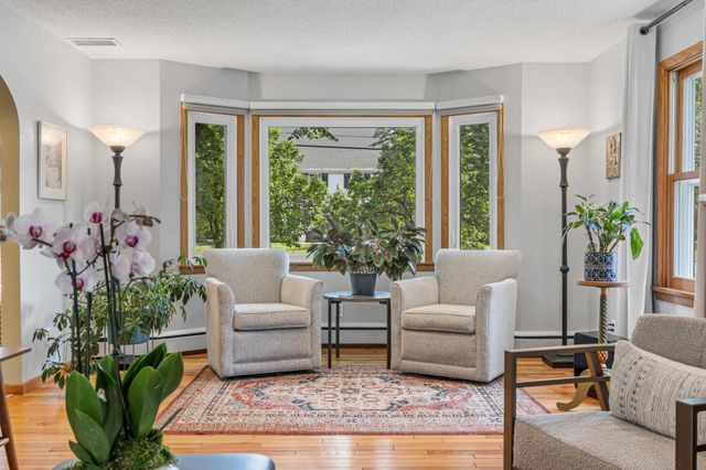 1120 Broadway N, Fargo, ND 58102