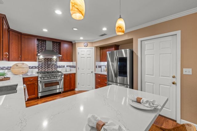 6261 Arctic Loon Way, Rocklin, CA 95765