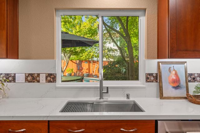 6261 Arctic Loon Way, Rocklin, CA 95765