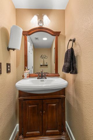 6261 Arctic Loon Way, Rocklin, CA 95765