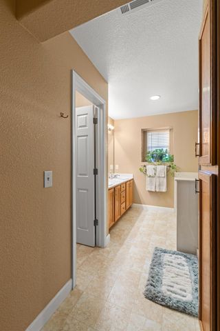 6261 Arctic Loon Way, Rocklin, CA 95765