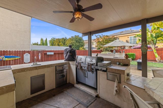 6261 Arctic Loon Way, Rocklin, CA 95765