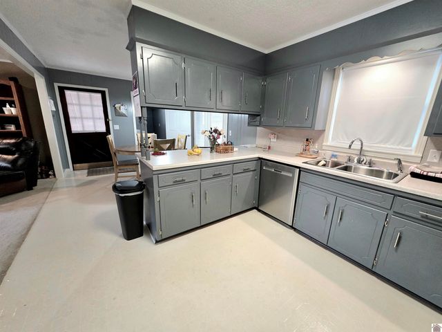 4835 Airport rd, Almo, KY 42020