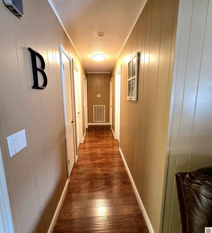 4835 Airport rd, Almo, KY 42020