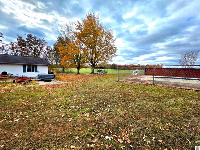 4835 Airport rd, Almo, KY 42020