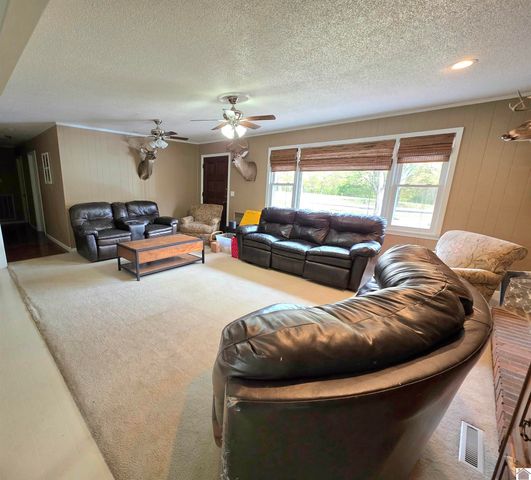 4835 Airport rd, Almo, KY 42020