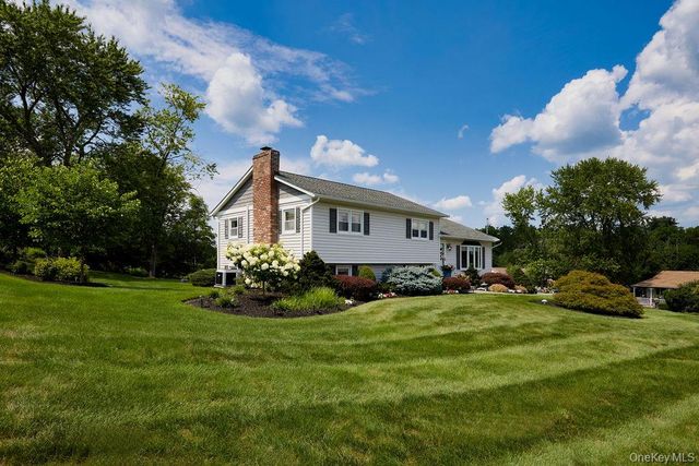 8 Carroll Drive, Wappingers Falls, NY 12590