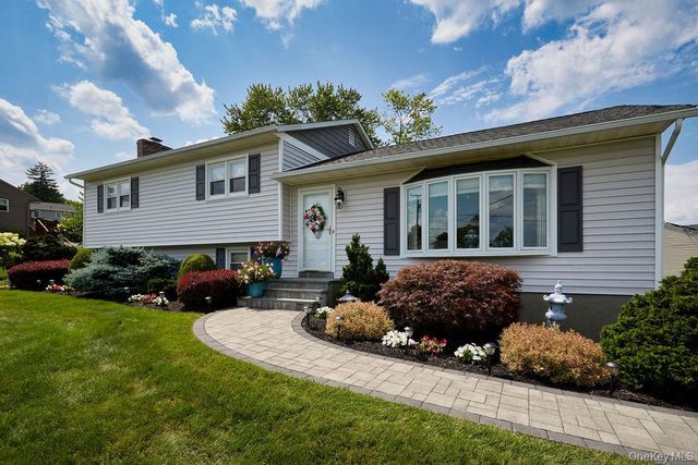 8 Carroll Drive, Wappingers Falls, NY 12590