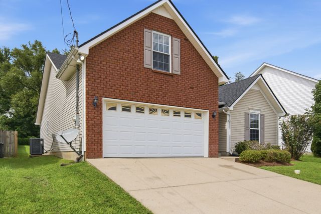 8816 Cressent Glen Ct, Antioch, TN 37013
