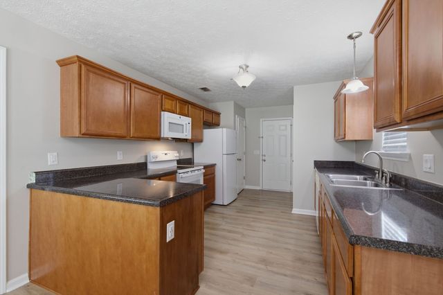 8816 Cressent Glen Ct, Antioch, TN 37013