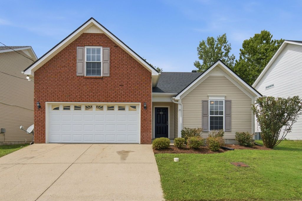 8816 Cressent Glen Ct, Antioch, TN 37013