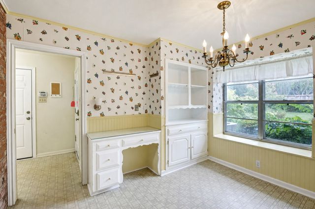 4213 Hildring Drive W, Fort Worth, TX 76109