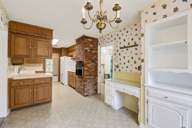 4213 Hildring Drive W, Fort Worth, TX 76109