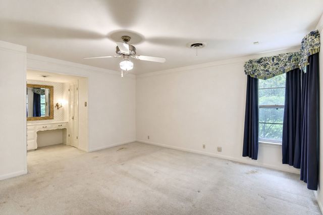4213 Hildring Drive W, Fort Worth, TX 76109