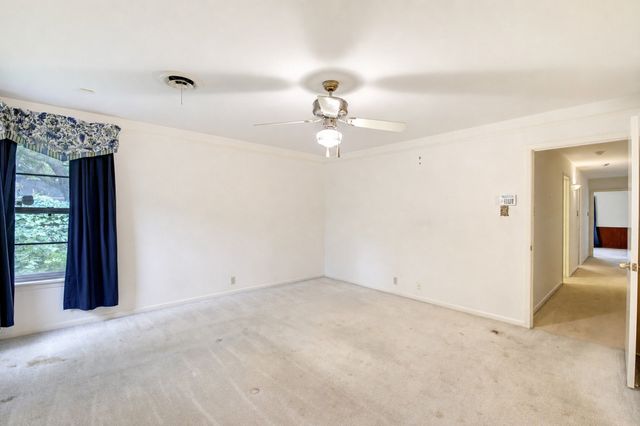 4213 Hildring Drive W, Fort Worth, TX 76109