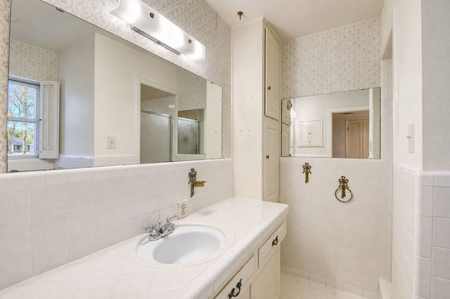 4213 Hildring Drive W, Fort Worth, TX 76109