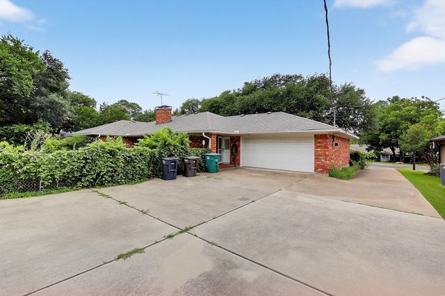 4213 Hildring Drive W, Fort Worth, TX 76109