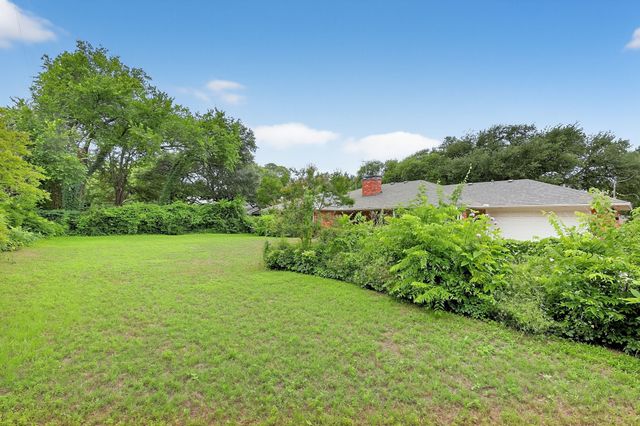 4213 Hildring Drive W, Fort Worth, TX 76109