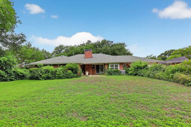 4213 Hildring Drive W, Fort Worth, TX 76109