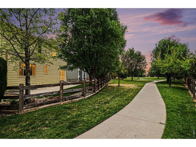 1943 Lochmore Dr, Longmont, CO 80504