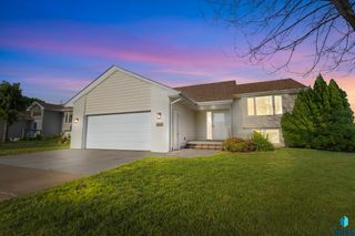 608 N Dubuque Ave, Sioux Falls, SD 57110
