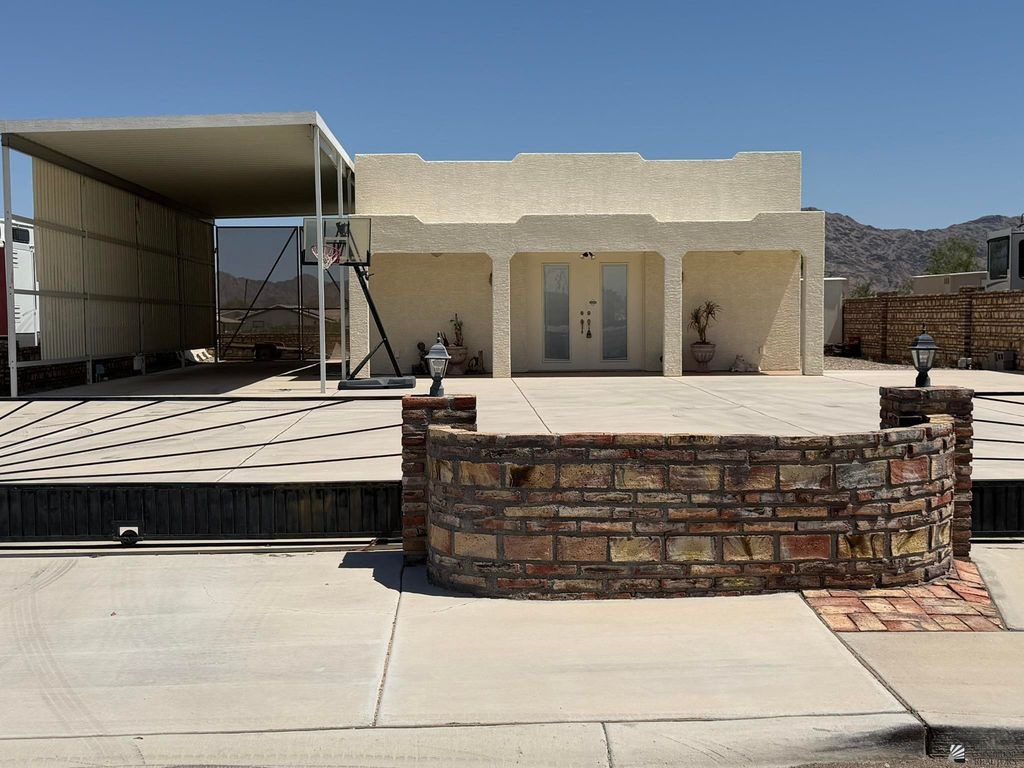 13351 S Onammi Ave, Yuma, AZ 85367