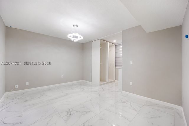 10000 NW 80th Ct 2102, Hialeah Gardens, FL 33016