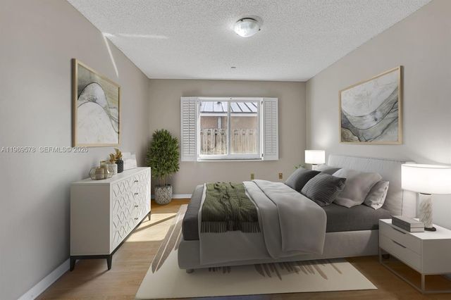 8531 SW 12th St, Miami, FL 33144