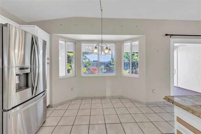 8531 SW 12th St, Miami, FL 33144